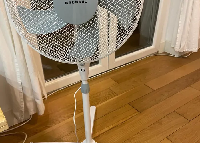 Charming 2 Bedroom Next To Jardim Da Estrela, * Lisboa